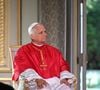 Louis Prévost se bat plus précisément contre un myélome multiple, un cancer du sang qui s'attaque aux plasmocytes, les globules blancs responsables de la fabrication des anticorps. 

Le président Emmanuel Macron et le pape Leon XIV lors d'une déclaration après leur entretien au palais de l'Elysée à Paris, le 25 septembre 2026. © Jeanne Accorsini / Pool / Bestimage