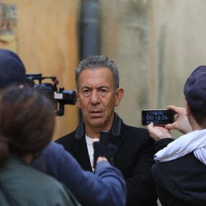François Feldman a aussi refusé de participer au dernier film de Franck Dubosc, "Un ours dans le jura".

Exclusif - François Feldman sur le tournage de son clip vidéo "Le sel de la vie" à Eze le 15 novembre 2020. © Franz Chavaroche/Nice Matin/Bestimage
