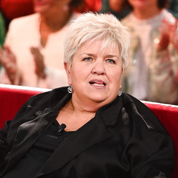 Exclusif - Mimie Mathy - Enregistrement de l'émission Vivement dimanche au studio Rive Gauche à Paris, présentée par Michel Drucker et diffusée le 9 février sur France 3. © Guillaume Gaffiot/Bestimage
