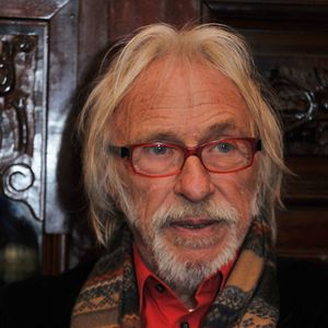 Le comedien francais Pierre Richard participe a une presentation et a une degustation de ses vins a Narbonne, le 10 decembre 2013. Pierre Richard, est proprietaire du domaine viticole "Chateau Bel Eveque", a Gruissan dans l'Aude.
ROBERT FAGES / BESTIMAGE