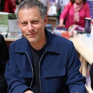 Marc-Olivier Fogiel lors du 5ème festival du Livre de Paris au Grand Palais à Paris, France, le 17 avril 2026. Les 17, 18 et 19 avril 2026, le Festival du livre de Paris célébrera les livres et la lecture, sous toutes ses formes, pour tous les publics. © Denis Guignebourg/BestImage