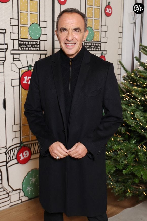Nikos Aliagas assiste à l'inauguration du Star Academy Pop Up à Paris, en France, le 17 décembre 2025. Photo : Jérôme Domine/ABACAPRESS.COM