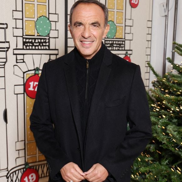 Nikos Aliagas assiste à l'inauguration du Star Academy Pop Up à Paris, en France, le 17 décembre 2025. Photo : Jérôme Domine/ABACAPRESS.COM