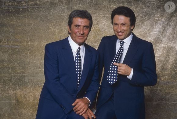 Photo d'archive prise en studio dans les années 80 du présentateur de télévision français Michel Drucker avec le chanteur Gilbert Becaud. Photo by Pascal Baril/ABACAPRESS.COM