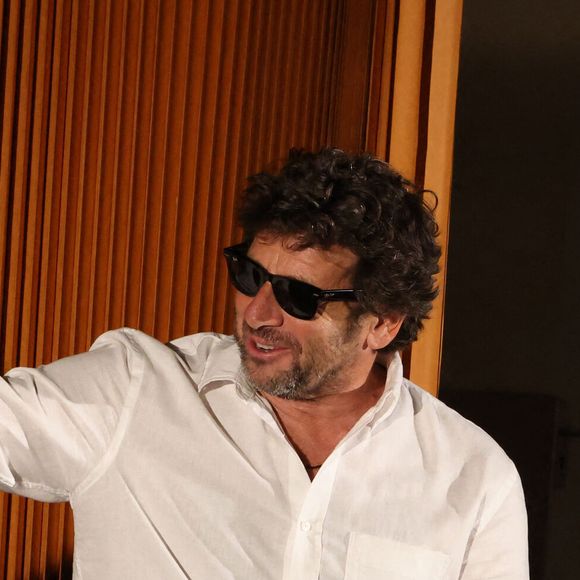 Patrick Bruel - Festival International du Film de Pauillac "Les Vendanges du 7eme Art "au Château d'Armailhac à Pauillac le 9 juillet 2025. © Jean-Marc Lhomer/Bestimage