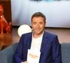 Depuis novembre, Bernard Montiel anime Animalement vôtre chaque dimanche après-midi sur France 3.

Exclusif - Bernard Montiel sur plateau de l'émission "Animalement Vôtre". © Jack Tribeca/Bestimage