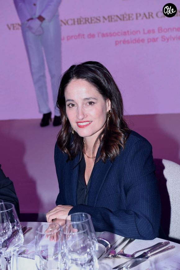 Marie Gillain - Soirée de gala du 10ème anniversaire de l’association "Les Bonnes Fées" à l’Hôtel The Peninsula Paris le 8 octobre 2025. The Peninsula Paris renouvelle son soutien dans la campagne Octobre Rose au côté de l’artiste G.Sardin.
© Rachid Bellak/Bestimage