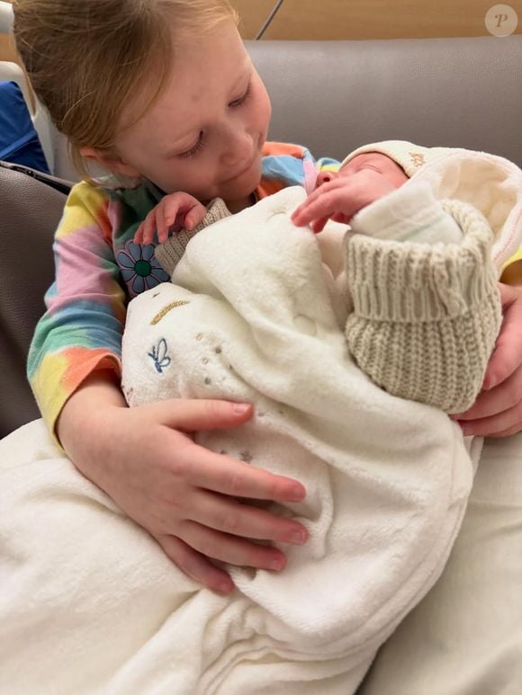 Jérôme et Lucile (L'amour est dans le pré) ont accueilli leur troisième bébé : une petite fille appelée Lily-Rose.