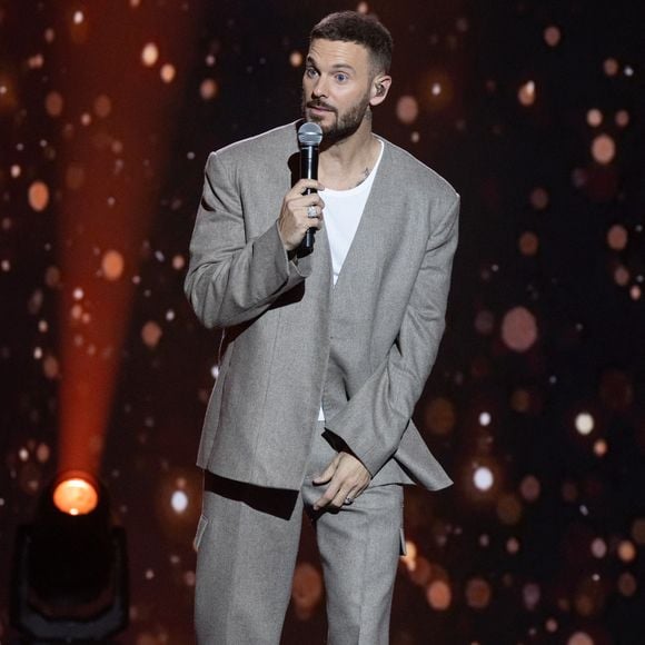 Exclusif - Matt Pokora pour les surprises lors de l'enregistrement de l'émission "La Boîte à secrets", présentée par Faustine Bollaert et diffusée le 17 octobre sur France 3, dans les studios du Lendit à Saint-Denis, France, le 23 septembre 2025. © Cyril Moreau/Bestimage