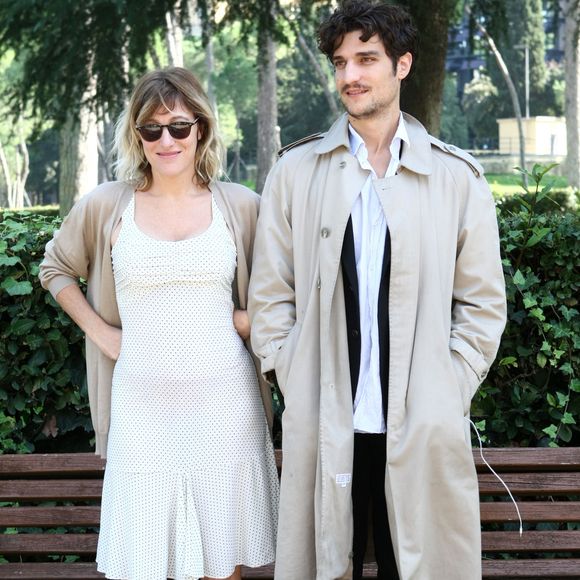 Valeria Bruni Tedeschi et son ex-compagnon Louis Garrel - L'équipe du film « Un château en Italie » de Valeria Bruni Tedeschi à Rome, le 22 octobre 2013.