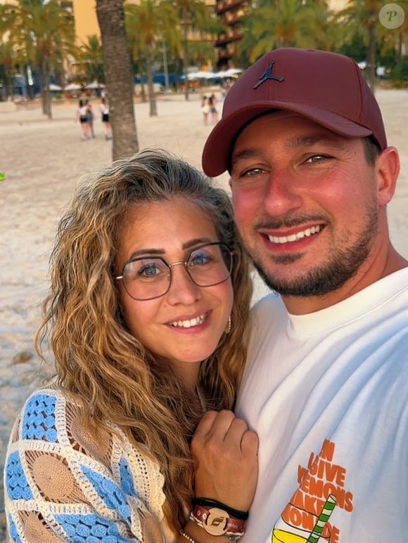Emilie et Franck Fanich, découverts dans l'émission "Familles nombreuses : la vie en XXL", sur Instagram.