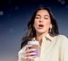 Malgré les réticences de sa hiérarchie, il poursuit son projet jusqu’au lancement des premières capsules Nespresso en 1986. 

La star de la pop Dua Lipa est devenue la nouvelle égérie de la marque de capsules de café Nespresso, avec un clin d'œil à George Clooney, également ambassadeur de la marque. © Nespresso via Bestimage