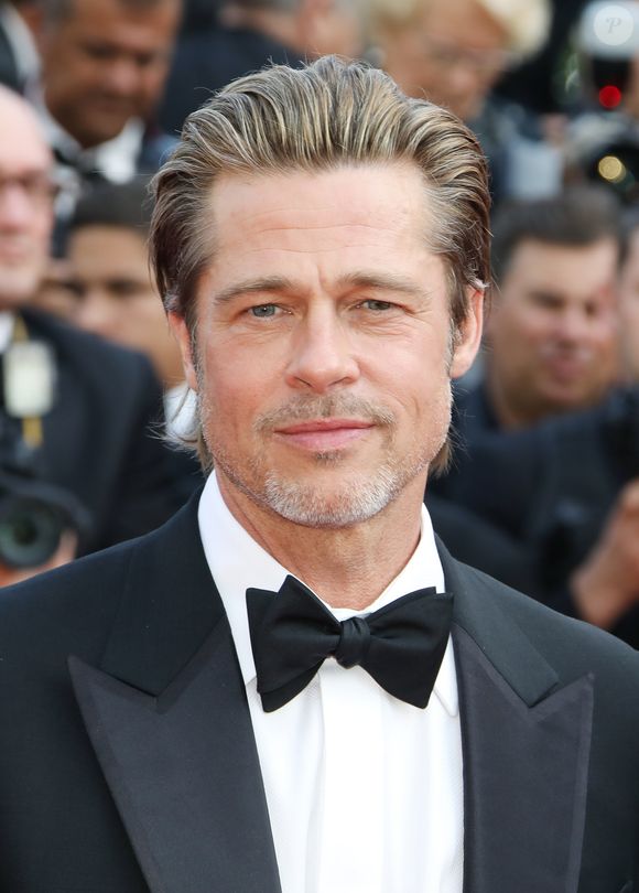 “Quand tu demandes à ChatGPT à quoi ressemblerait ton enfant avec Brad Pitt”, s’amuse Estelle Denis

Brad Pitt à la projection du film "Once Upon a Time… in Hollywood" lors du 72ème Festival International du Film de Cannes, France, le 21 mai 2019. © Denis Guignebourg/Bestimage