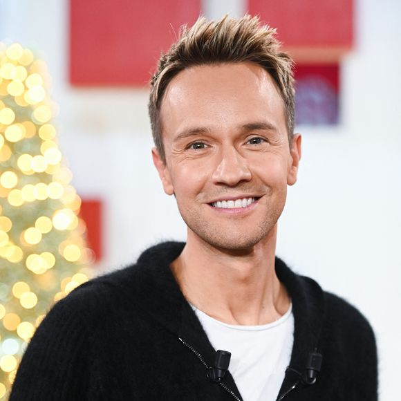 Exclusif - Cyril Féraud - Enregistrement de l'émission "Vivement dimanche" au studio Rive Gauche, présentée par M. Drucker le 19 novembre 2025, avec une diffusion sur France 3 le 28/12/2025. © Guillaume Gaffiot / Bestimage