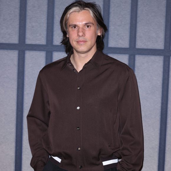 Lors d'un récent concert à Nantes, le 14 février 2026, Aurélien Cotentin n'a pas voulu interpréter son titre "Saint Valentin". 

Orelsan assiste à la première de Yoroi au Grand Rex à Paris, France, le 16 octobre 2025. Photo par Jerome Domine/ABACAPRESS.COM