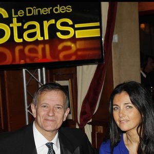 Ce n'est d'ailleurs pas la première fois que Francis Huster évoque sa manière d'être père.
Francis Huster et Cristiana Reali au Fouquet's Paris le 14 novembre 2011 AGENCE / BESTIMAGE