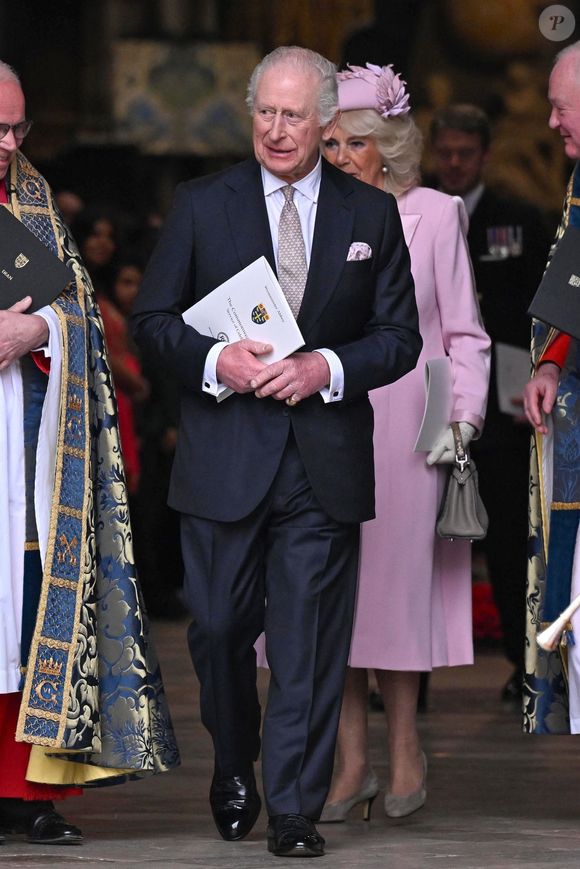 Le roi Charles III d'Angleterre et Camilla Parker Bowles, reine consort d'Angleterre - La famille royale britannique célèbre le 76ème Commonwealth Day à l'abbaye de Westminster à Londres, le 10 mars 2025.

Photo : Backgrid UK/ Bestimage