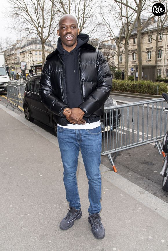 Mais avant de devenir célèbre, il a connu les affres de la stigmatisation et des contrôles au faciès.

Exclusif - No Web - Jean-Pascal Zadi - Arrivées au Trianon, à Paris, pour la captation "Autour des Nommés" à l'occasion de la 46ème Cérémonie des César
© Pierre Perusseau / Bestimage