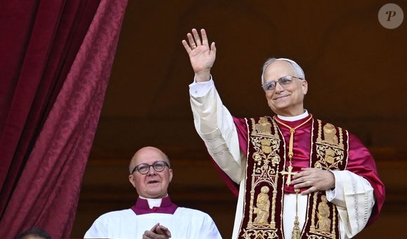 Ce 8 mai 2025 Robert Francis Prevost, 69 ans, qui a choisi Léon XIV comme nom de Pape, a été elu. Il est donc le premier Pape de l'Histoire.

Credit Image: © Vatican Media/IPA via ZUMA Press