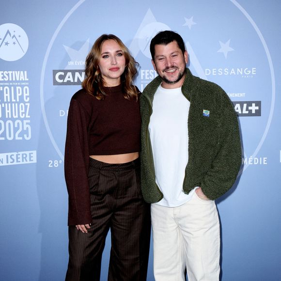 Chloé Jouannet et Yvan Naubron - Photocall lors de la 28ème édition du festival International du Film de Comédie à l'Alpe d'Huez le 14 janvier 2025. © Dominique Jacovides/Bestimage