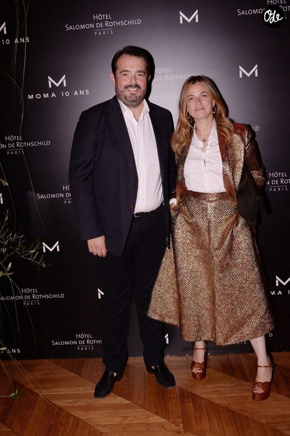Mais si elle a finalement sauté le pas, c'est que l'ouvrage ne parle pas de haute gastronomie, mais de transmission, de temps passé ensemble et de joie.

Exclusif - Jean-François Piège et sa femme Elodie - Moma Group fête son 10ème anniversaire à l'hôtel Salomon de Rothschild à Paris le 5 septembre 2022. © Rachid Bellak/Bestimage