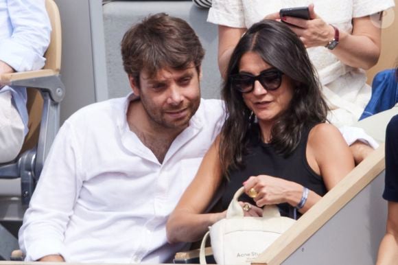 Agathe Lambret et Benjamin Duhamel dans les tribunes de la finale Dames des Internationaux de Tennis de Roland Garros à Paris, le 8 juin 2024. 

Photo : Jacovides-Moreau / Bestimage