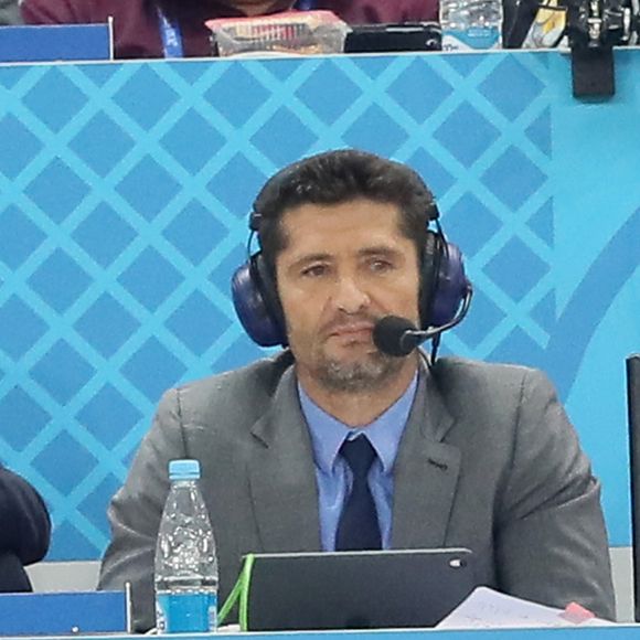 Les commentateurs Bixente Lizarazu et Grégoire Margotton lors de la 8ème de finale du match de coupe du monde opposant l'Angleterre à la Colombie au stade Spartak à Moscow, Russie, le 3 juillet 2018. L'Angleterre a gagné le match 4-3 aux tirs au but après un match nul 1-1. © Cyril Moreau/Bestimage