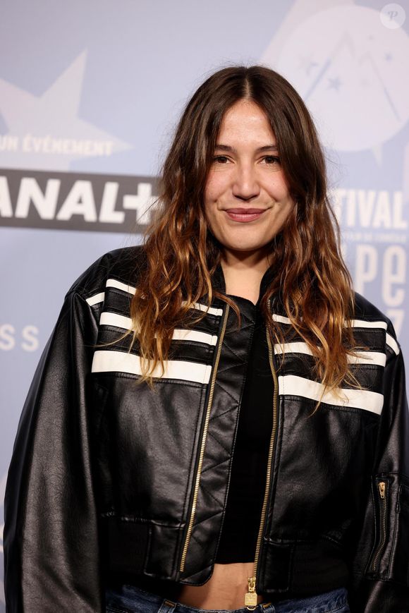 Izïa Higelin (membre du jury) au photocall de la cérémonie d'ouverture du 28ème Festival International du Film de Comédie à l'Alpe d'Huez le 13 janvier 2025.

© Dominique Jacovides / Bestimage