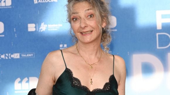 Corinne Masiero (Capitaine Marleau) : Son compagnon vous propose ses services, ils ne sont que 6000 en France à pratiquer sa discipline