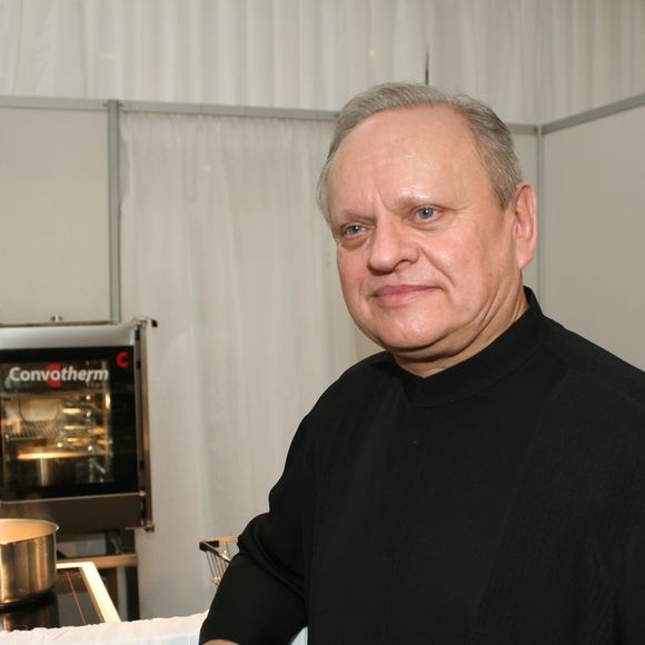 Joël Robuchon - 1er salon de la gastronomie des Outre-Mer à paris le 7 février 2015
| 1er salon de la gastronomie des Outre-Mer
JLPPA / Bestimage