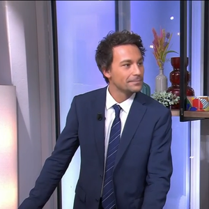 Bertrand Chameroy de retour dans "C à Vous", capture France 5