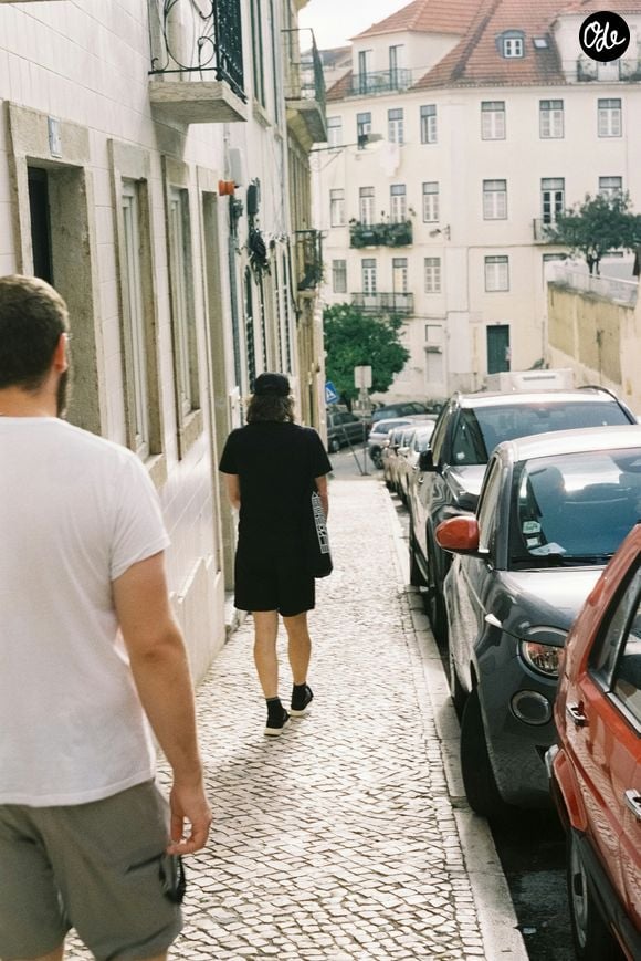 Les spécialistes rappellent toutefois qu'un seul geste ne permet pas de tirer des conclusions sur une personnalité.

Marcher plusieurs mètres devant son conjoint n'est pas dû au hasard.