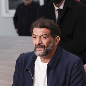 Exclusif - Ramzy Bedia - Plateau de l'émission "C à vous" lors du 78ème Festival International du Film de Cannes le 17 mai 2025. © Jack Tribeca / Bestimage