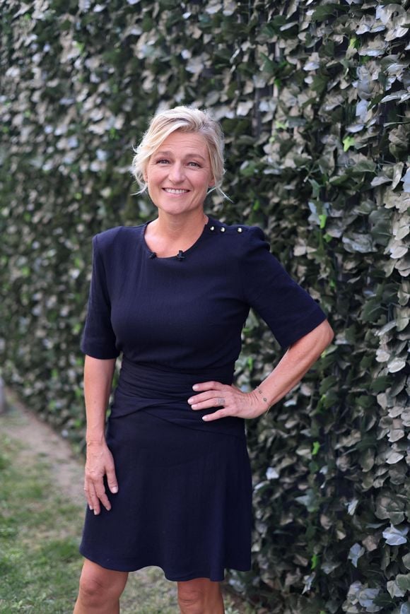 Exclusif - Anne-Elisabeth Lemoine - L'équipe de la nouvelle saison de l'émission "C à Vous" le 7 septembre 2023.

© Dominique Jacovides / Bestimage