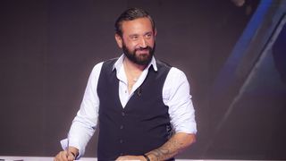 Cyril Hanouna "souhaitait reprendre sa liberté, être maître à bord" : il devient l'unique actionnaire de sa société de production H2O