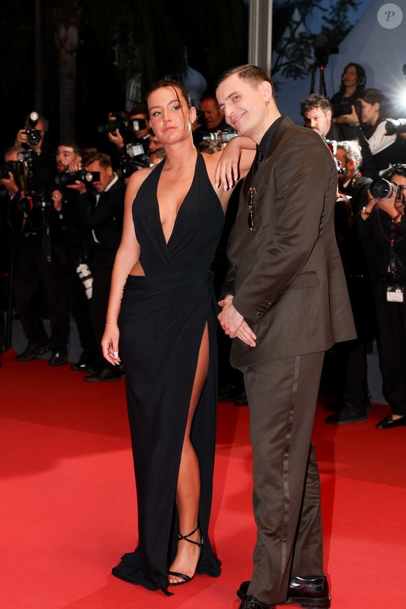 Adèle Exarchopoulos, Raphaël Quenard - Descente des marches du film " L'amour ouf " lors du 77ème Festival International du Film de Cannes, au Palais des Festivals à Cannes. Le 23 mai 2024
© Jacovides-Moreau / Bestimage
