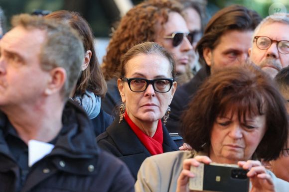 La cérémonie aura lieu "en l'église Saint-Pierre de Neuilly-sur-Seine dans l’intimité familiale".

Carole Bouquet - Sortie des Obsèques de Michel Blanc en l'église Saint-Eustache à Paris, le 10 octobre 2024. 
© Moreau / Jacovides / Bestimage
