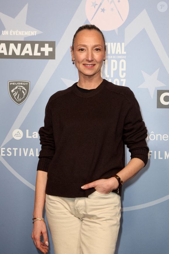 Audrey Lamy - Tapis rouge lors du 29ème Festival International du Film de Comédie de l'Alpe d'Huez le 21 Janvier 2026. © Dominique Jacovides/Bestimage