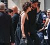 Ninon Ardisson et son mari Narotam Horn - Arrivées aux obsèques de Thierry Ardisson en l’église Saint-Roch de Paris, France, le 17 juillet 2025. © Clovis-Jacovides/Bestimage