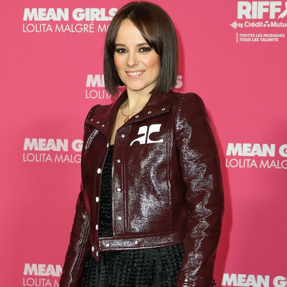 Après avoir mis sa carrière musicale en pause pour se consacrer à sa famille et à son studio de danse en Corse, elle a répondu à l’appel persistant de ses fans. 

Alizée (Alizée Jacotey) - Première du film "Mean Girls" au Grand Rex à Paris le 8 janvier 2024. © Coadic Guirec/Bestimage