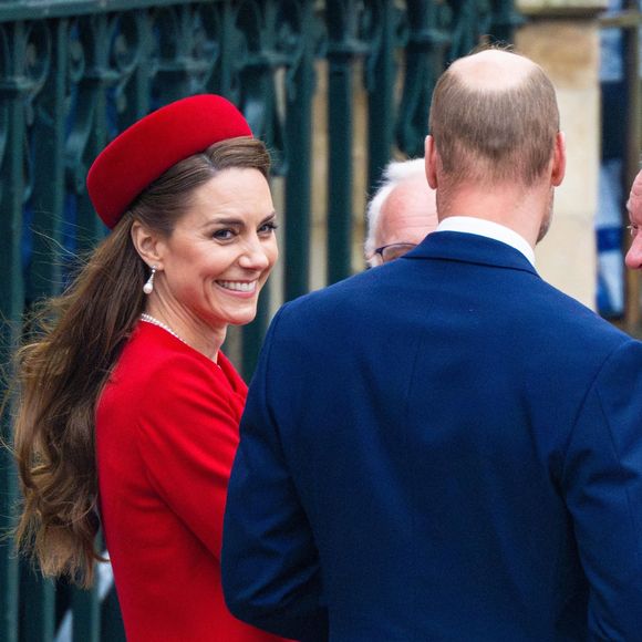 Il aura fallu aux membres de la famille royale d'attendre deux ans.

Le prince William, prince de Galles, et Catherine (Kate) Middleton, princesse de Galles, célèbrent le 76ème Commonwealth Day à l'abbaye de Westminster à Londres