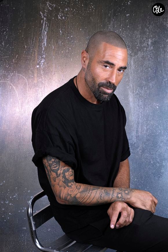 Il a également dévoilé plusieurs photos du baby-bump de celle qui partage désormais sa vie

Exclusif - Portrait de Sofiane Tadjine-Lambert (Star Academy 4) à Paris, le 11 octobre 2023.
© Cédric Perrin/Bestimage