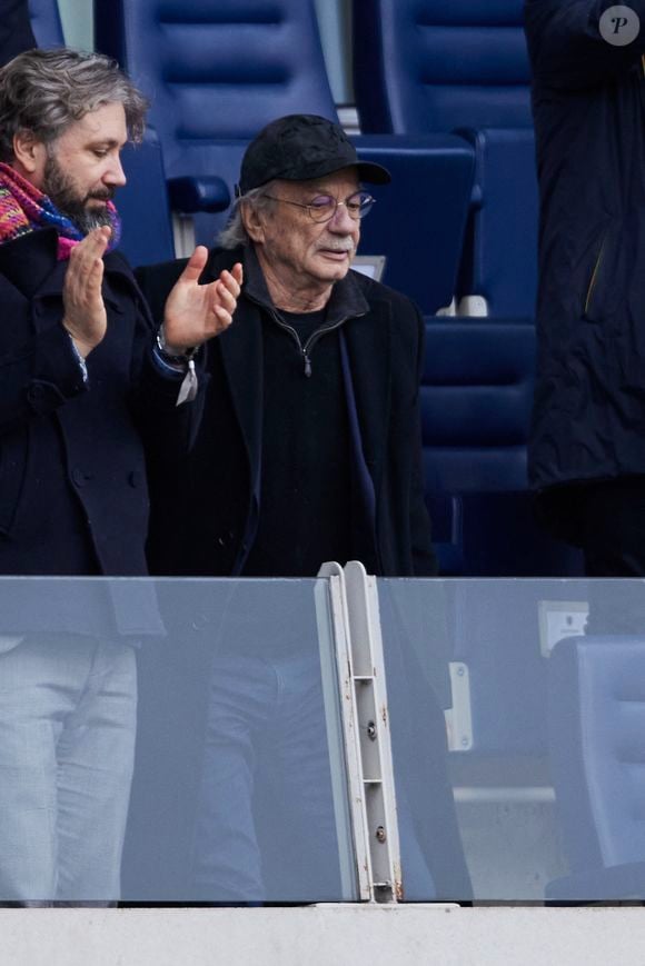 Patrick Chesnais - Les célébrités assistent à la victoire du Paris FC face au club Red Star (4 - 1 / L2), le 25 janvier 2025.
© Cyril Moreau / Bestimage