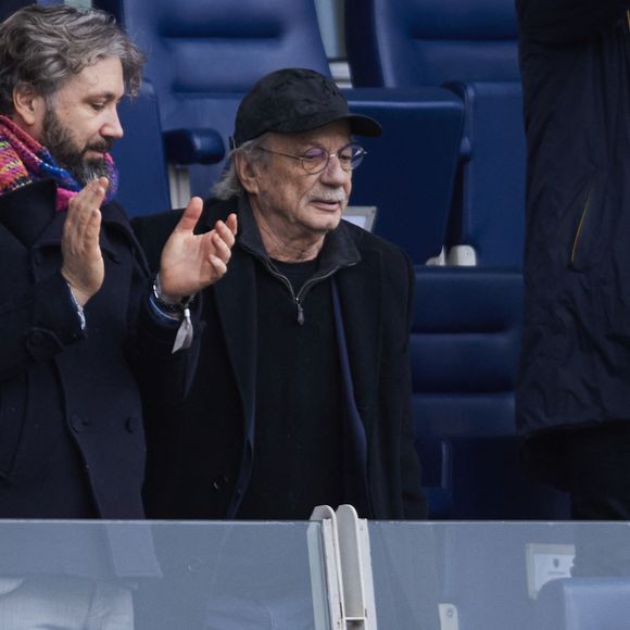 Patrick Chesnais - Les célébrités assistent à la victoire du Paris FC face au club Red Star (4 - 1 / L2), le 25 janvier 2025.
© Cyril Moreau / Bestimage
