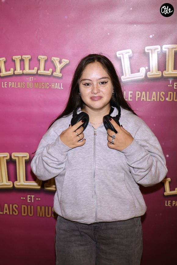 Mayane Sarah El Baze - Générale de Presse du Spectacle Musical "Lilly et le Palais du Music-Hall" dont le role principal de Lilly est repris par Lou Deleuze au théâtre de la Tour Eiffel à Paris le 30 septembre 2026. © Cédric Perrin/Bestimage