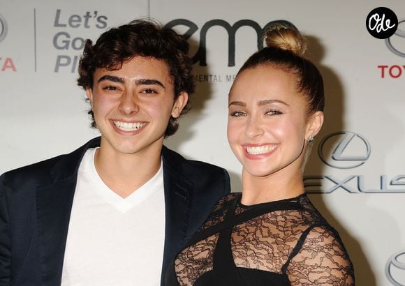 Une disparition qui survient trois ans après la perte soudaine de son petit frère, Jansen, emporté à seulement 28 ans.

L'actrice Hayden Panettiere et son frere Jansen Panettiere  - Les personnalites posent en arrivant aux 2013 Environmental Media Awards aux Warner Bros. Studios a Burbank, Californie, le 19 Octobre 2013.