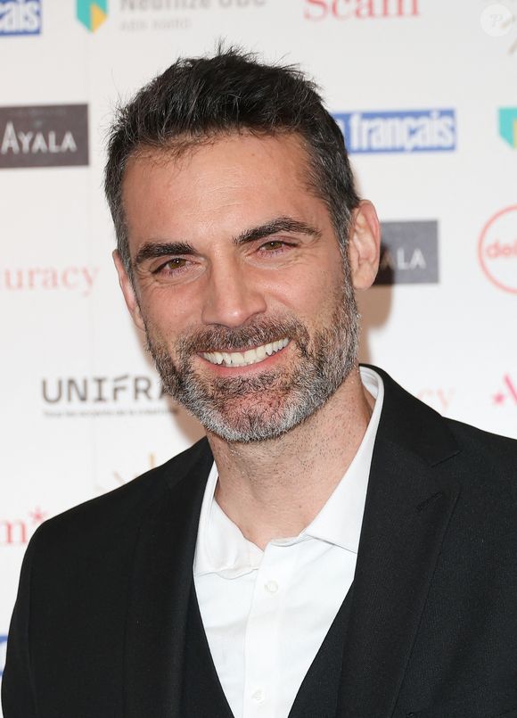 Gil Alma - 31ème cérémonie des Trophées du film français à l'hôtel Intercontinental à Paris le 6 février 2024. Ces Trophées récompensent notamment les champions du box-office et des audiences, ainsi que l'exploitant de l'année, trois duos producteur-réalisateur en cinéma et audiovisuel, le film documentaire et la personnalité de l'année, désignée par les lecteurs. © Coadic Guirec/Bestimage