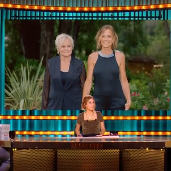 Muriel Robin invitée sur le plateau de "Quelle époque !" sur France 2 le 20 décembre 2025.