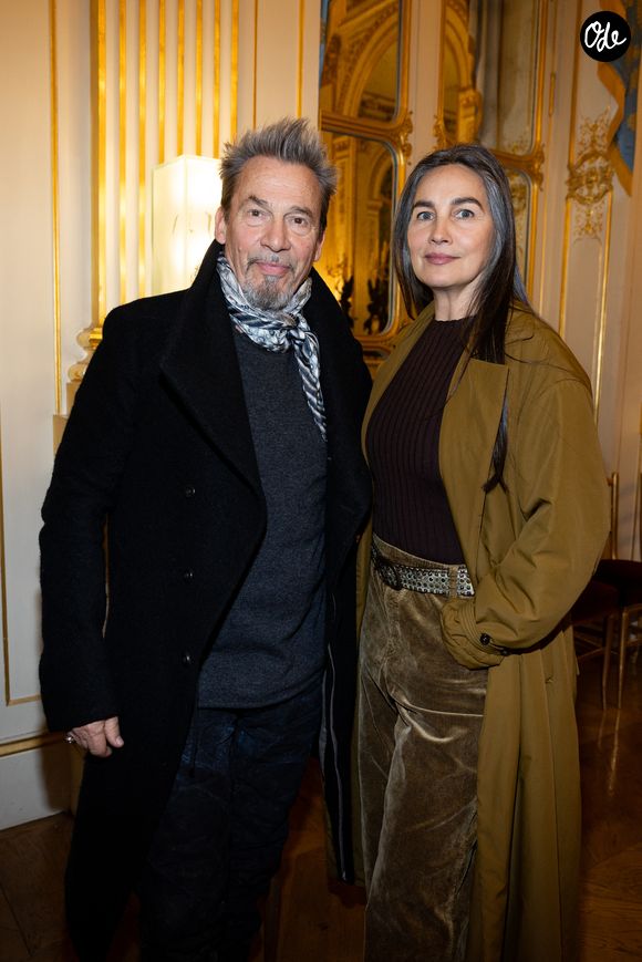 Azucena Caamaño, Florent Pagny - Cérémonie de la remise de la médaille de chevalier de l'ordre des arts et des lettres à Alexandre Kirchhoff, PDG du label Capitol Music France par R.Dati au Ministère de la Culture à Paris. Cyril Moreau / Bestimage