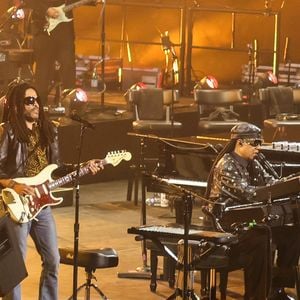 Stevie Wonder a célébré les 50 ans de son plus célèbre album à l'Accor Arena, ce jeudi 15 octobre 2026.

Lenny Kravitz - Stevie Wonder est en concert à l'Accor Arena à Paris. © Jasmine Aissaoui / Bestimage